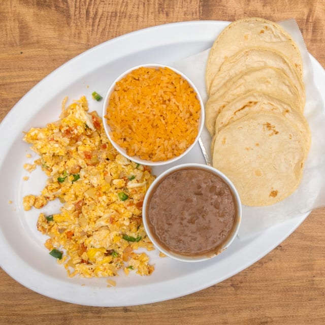 Huevos Tricolor.
