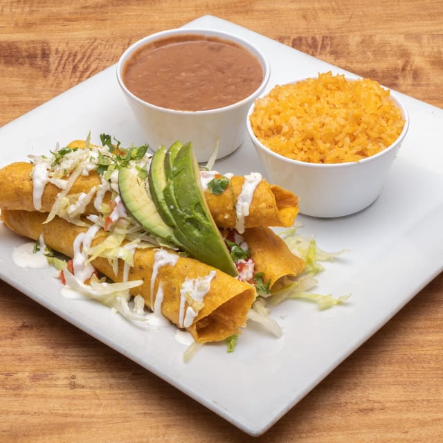 Flautas de Pollo.