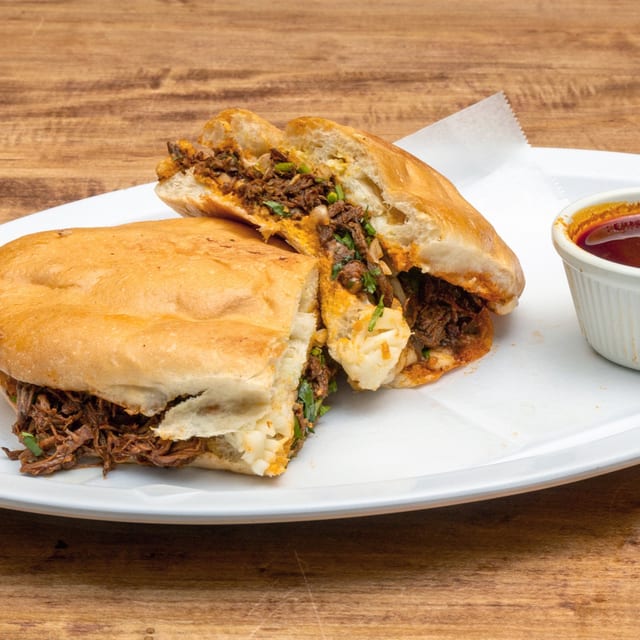 Torta de Birria.
